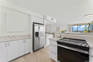 1910 Ala Moana Blvd, Honolulu, HI 96814 - Photo 9