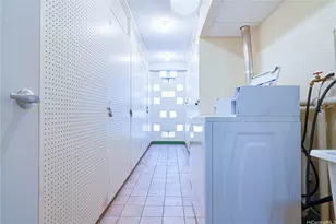 509 University Ave, Honolulu, HI 96826 - Photo 13