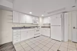 1314 Kalakaua Ave, Honolulu, HI 96826 - Photo 9
