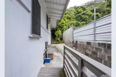 1583 Kalaepaa Drive #C (Upstairs), Honolulu, HI 96819 - Photo 19
