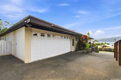 251 Poipu Drive, Honolulu, HI 96825 - Photo 23