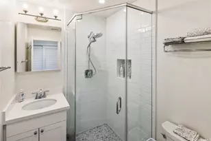 2463 Kekuanoni St, Honolulu, HI 96813 - Photo 15