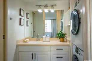 411 Hobron Ln, Honolulu, HI 96815 - Photo 9