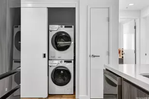 1500 Rycroft St, Honolulu, HI 96814 - Photo 7