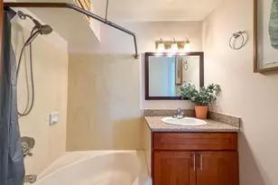 445 Seaside Ave, Honolulu, HI 96815 - Photo 19