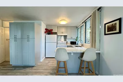 455 Lewers Street, Honolulu, HI 96815 - Photo 3