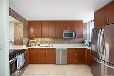 500 University Avenue #2204, Honolulu, HI 96826 - Photo 11