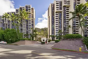 521 Hahaione St, Honolulu, HI 96825 - Photo 25
