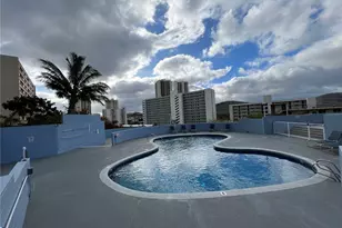 3045 Ala Napuaa Pl, Honolulu, HI 96818 - Photo 9
