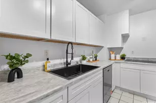 2092 Kuhio Ave, Honolulu, HI 96815 - Photo 3