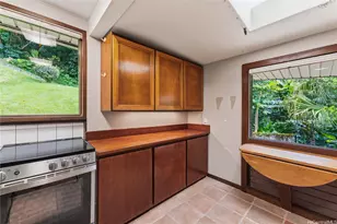 108 Meleana Pl, Honolulu, HI 96817 - Photo 3