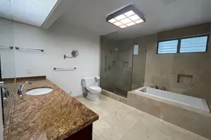 1499 Alencastre St, Honolulu, HI 96816 - Photo 7