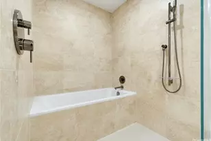 333 Ward Ave, Honolulu, HI 96814 - Photo 13
