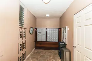 2029 Ala Wai Blvd, Honolulu, HI 96815 - Photo 23