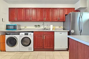 750 Kaheka St, Honolulu, HI 96814 - Photo 5