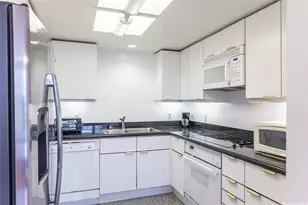 1888 Kalakaua Ave, Honolulu, HI 96815 - Photo 5