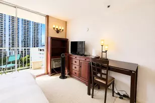 1920 Ala Moana Blvd, Honolulu, HI 96815 - Photo 3