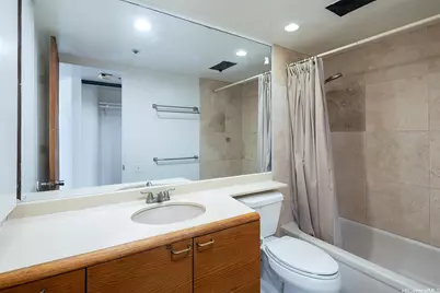 60 N Beretania Street #2007, Honolulu, HI 96817 - Photo 9