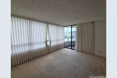 1525 Wilder Avenue #701, Honolulu, HI 96822 - Photo 3
