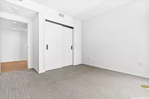 333 Ward Ave, Honolulu, HI 96814 - Photo 17