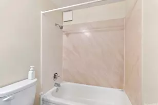 2724 Kahoaloha Ln, Honolulu, HI 96826 - Photo 17