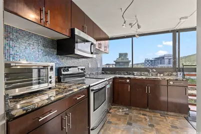 2724 Kahoaloha Lane #1207, Honolulu, HI 96826 - Photo 7