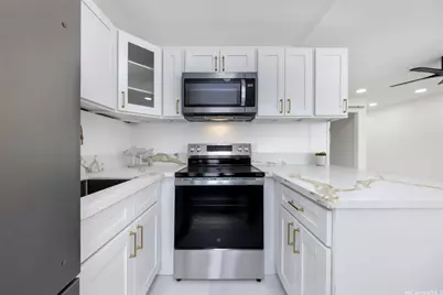 3061 Pualei Circle #105, Honolulu, HI 96815 - Photo 11