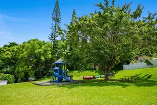 47-375 Hui Iwa St, Kaneohe, HI 96744 - Photo 11