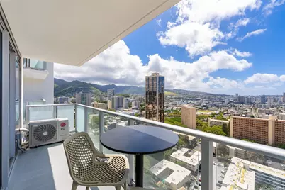 1500 Rycroft Street #2807R, Honolulu, HI 96814 - Photo 3