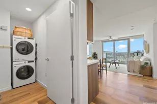 1500 Rycroft St, Honolulu, HI 96814 - Photo 13