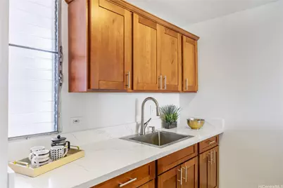 2439 Kapiolani Boulevard #803, Honolulu, HI 96826 - Photo 9