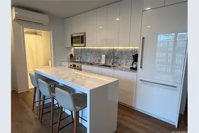 987 Queen Street #4104, Honolulu, HI 96814 - Photo 5