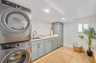 1247 Kahili St, Kailua, HI 96734 - Photo 17