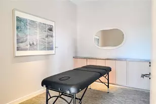 333 Ward Ave, Honolulu, HI 96814 - Photo 9