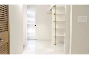 910 Ahana St, Honolulu, HI 96815 - Photo 3
