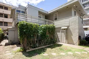 2517 Ala Wai Blvd, Honolulu, HI 96815 - Photo 9