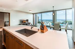 1555 Kapiolani Blvd, Honolulu, HI 96814 - Photo 5