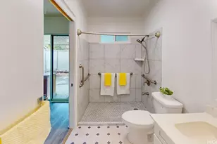 673 Hahaione St, Honolulu, HI 96825 - Photo 15