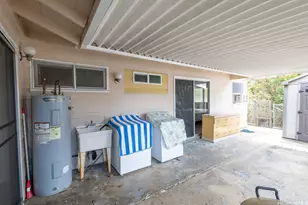 673 Hahaione St, Honolulu, HI 96825 - Photo 17