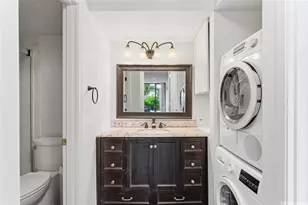 411 Hobron Ln, Honolulu, HI 96815 - Photo 9