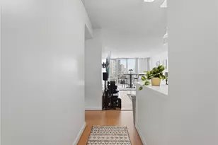 2474 Kapiolani Blvd, Honolulu, HI 96826 - Photo 3