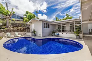 1541 Laukahi St, Honolulu, HI 96821 - Photo 11