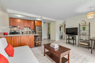 229 Paoakalani Ave, Honolulu, HI 96815 - Photo 7