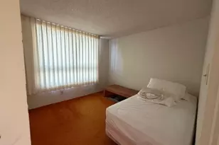 2724 Kahoaloha Ln, Honolulu, HI 96826 - Photo 11