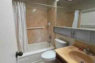 2724 Kahoaloha Ln, Honolulu, HI 96826 - Photo 15