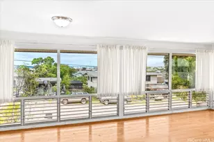 1244 Hala Dr, Honolulu, HI 96817 - Photo 5