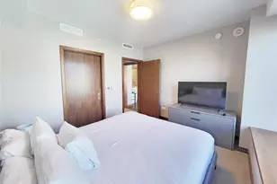 1555 Kapiolani Blvd, Honolulu, HI 96814 - Photo 9