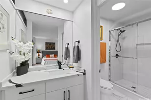2029 Ala Wai Blvd, Honolulu, HI 96815 - Photo 9