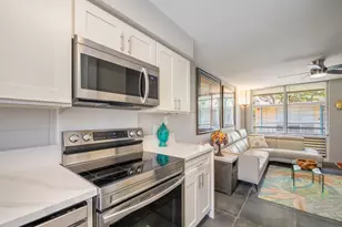 929 Ahana St, Honolulu, HI 96814 - Photo 5