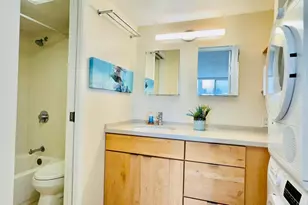 411 Hobron Ln, Honolulu, HI 96815 - Photo 7